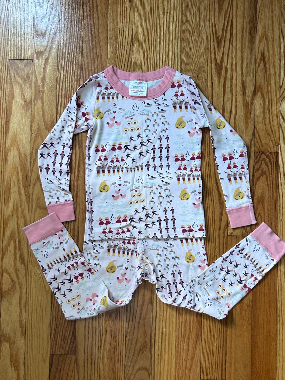 Kids Hanba Andersen Pink Nutcracker and Holiday Pattern Pajama Set